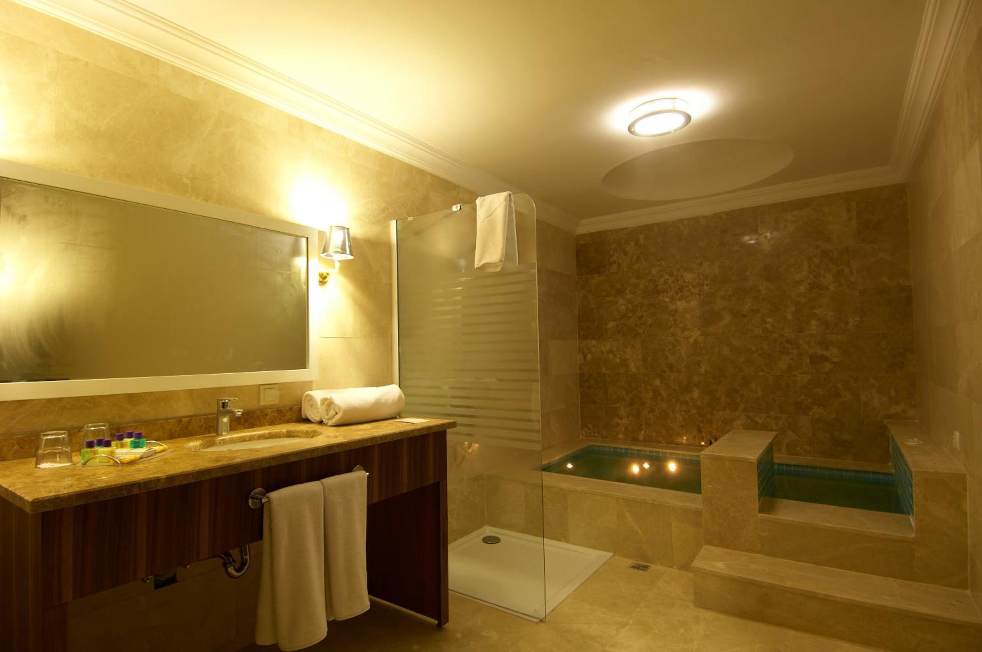 Safran Thermal Resort Sandikli ภายนอก รูปภาพ