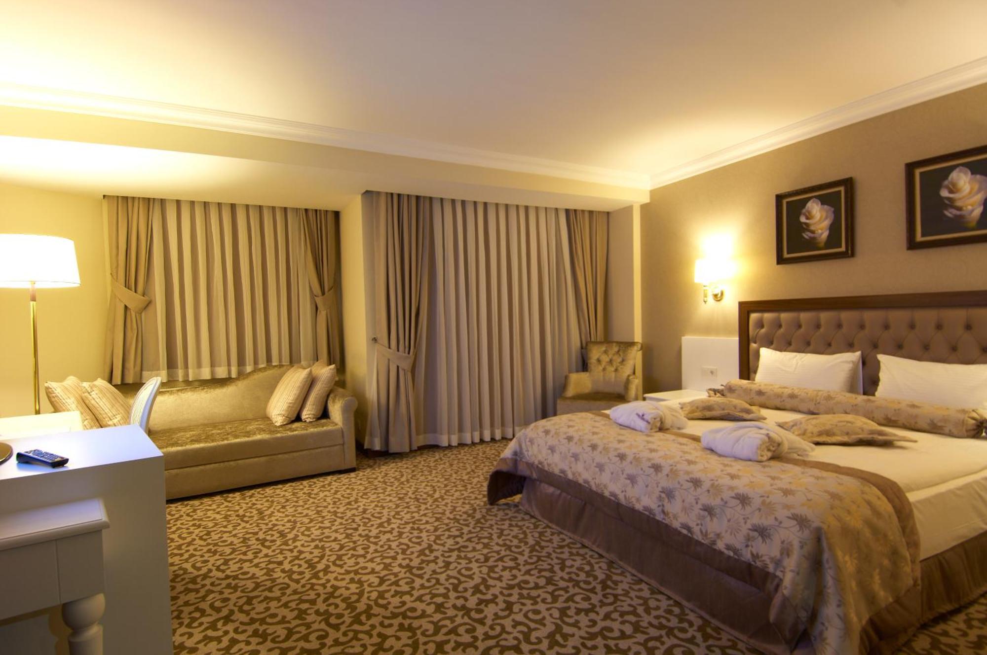 Safran Thermal Resort Sandikli ภายนอก รูปภาพ