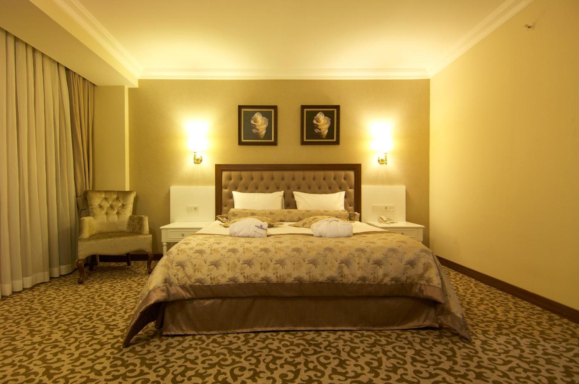 Safran Thermal Resort Sandikli ภายนอก รูปภาพ